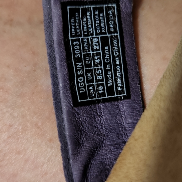 UGG Purple Suede Sandal - Picture 4 of 4
